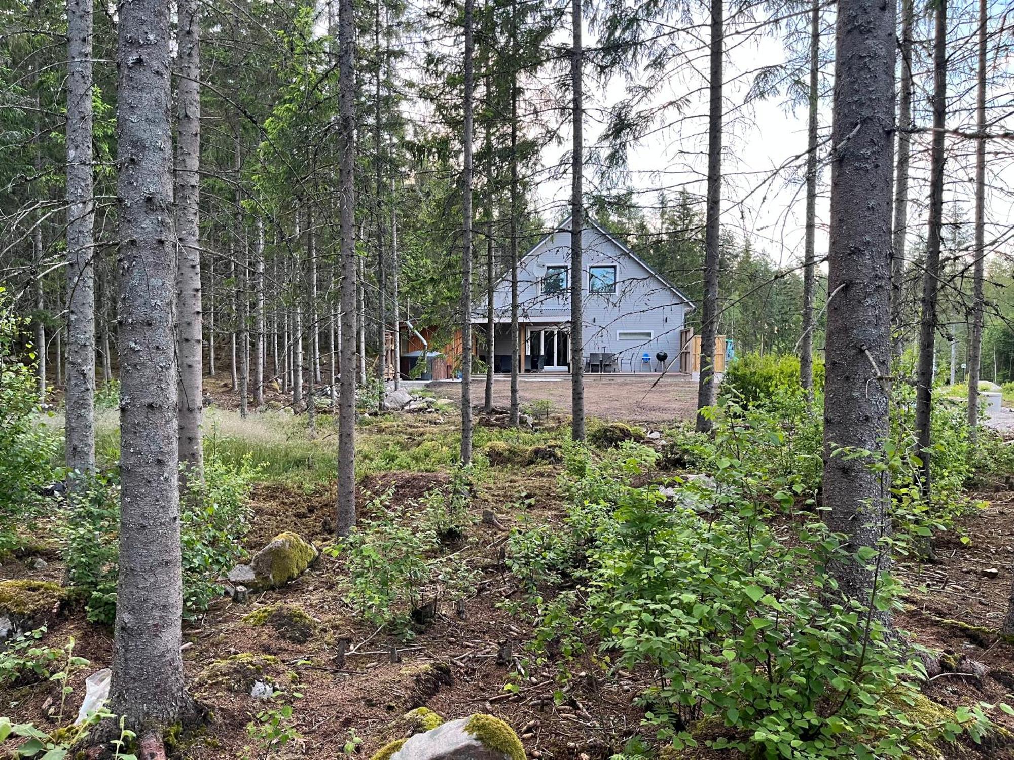 Gaeststuga 100M Fran Sjoen Vislanda ภายนอก รูปภาพ